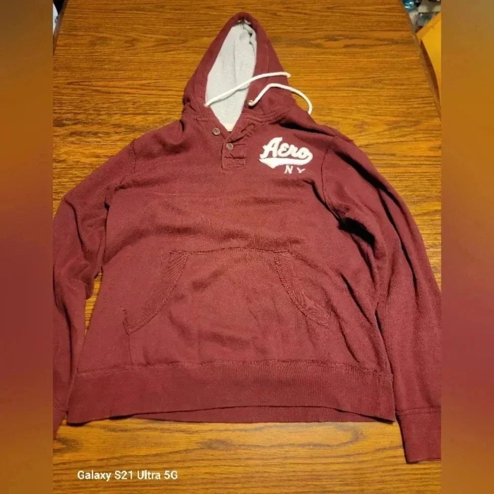 Aeropostle NY extra large bugandy pull over hoodie